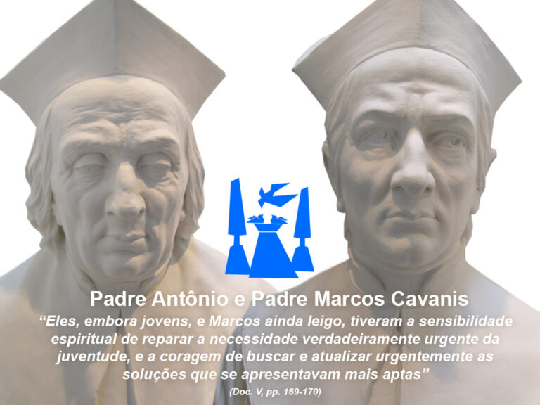 Na foto a imagem dos irmãos criada a partir da "máscara mortuária" dos mesmos. Antônio e Marcos Cavanis nasceram respectivamente em 1772 e 1774 e morreram em 1858 (Antônio com 86 anos) e 1853 (Marcos com quase 80 anos).